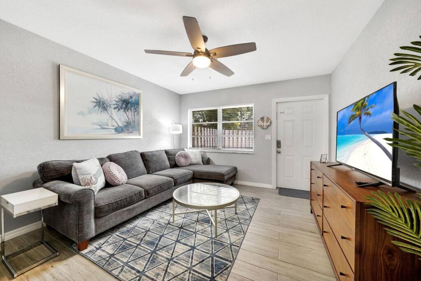 Lovely 1 Bedroom - Just Beachy By Pmi Форт-Лодердейл Экстерьер фото