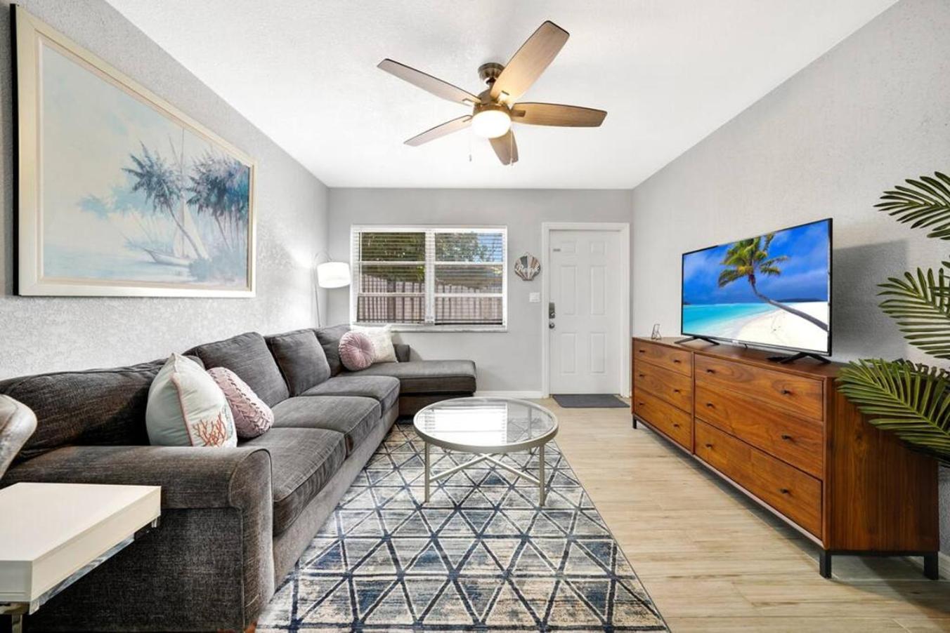 Lovely 1 Bedroom - Just Beachy By Pmi Форт-Лодердейл Экстерьер фото